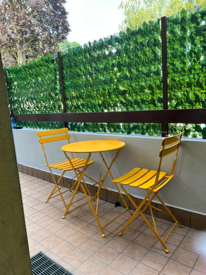 85 Mjka House Free Parking Como Albese Con Cassano Eksteriør bilde