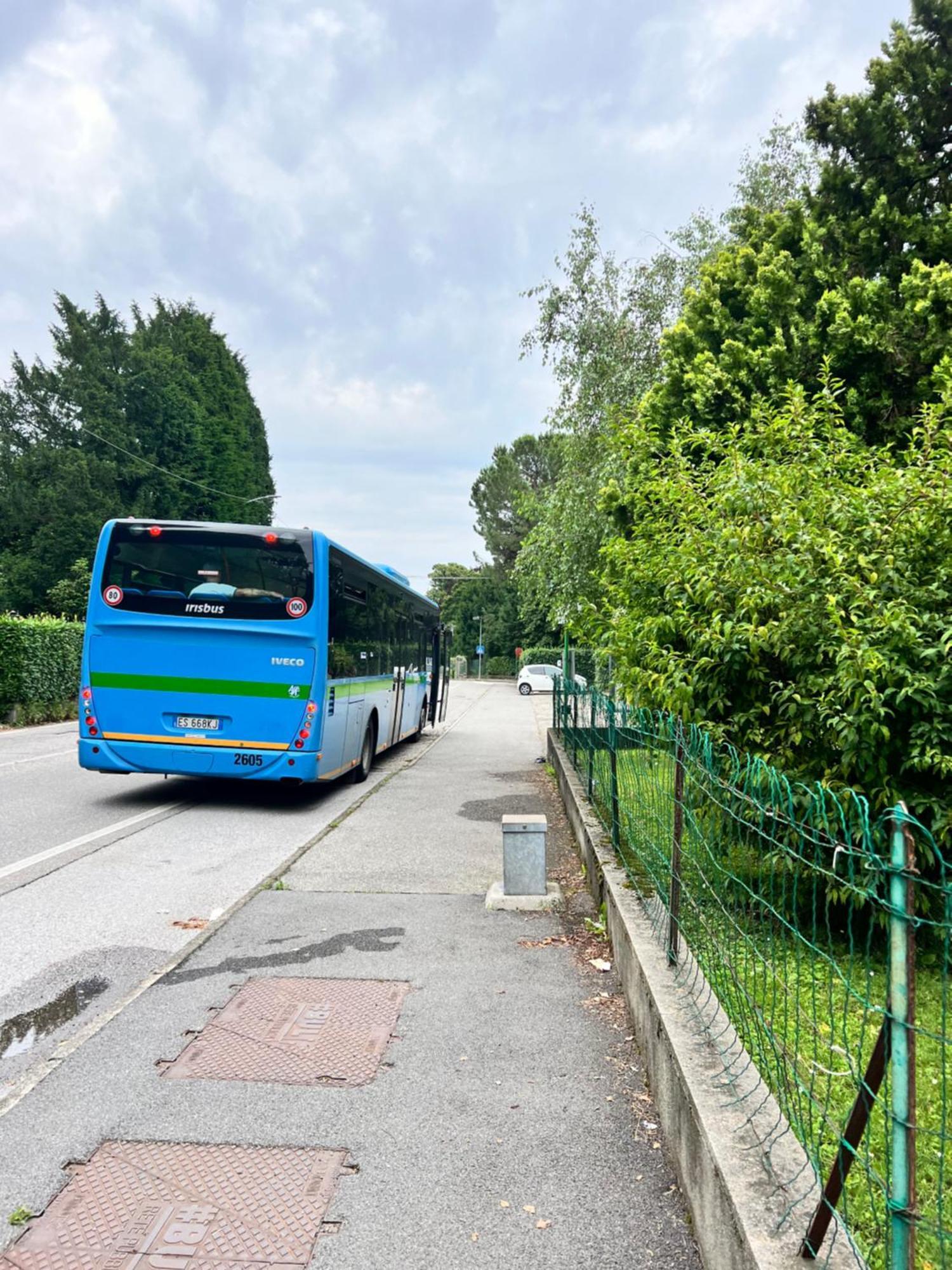 85 Mjka House Free Parking Como Albese Con Cassano Eksteriør bilde